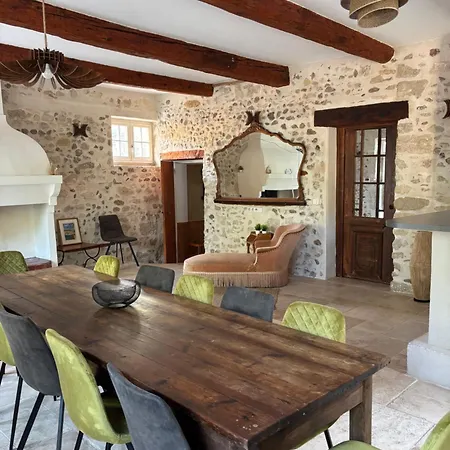 Domaine La Yole Wine Villa